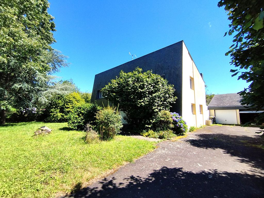 Achat maison à vendre 6 chambres 188 m² - Sainte-Reine-de-Bretagne