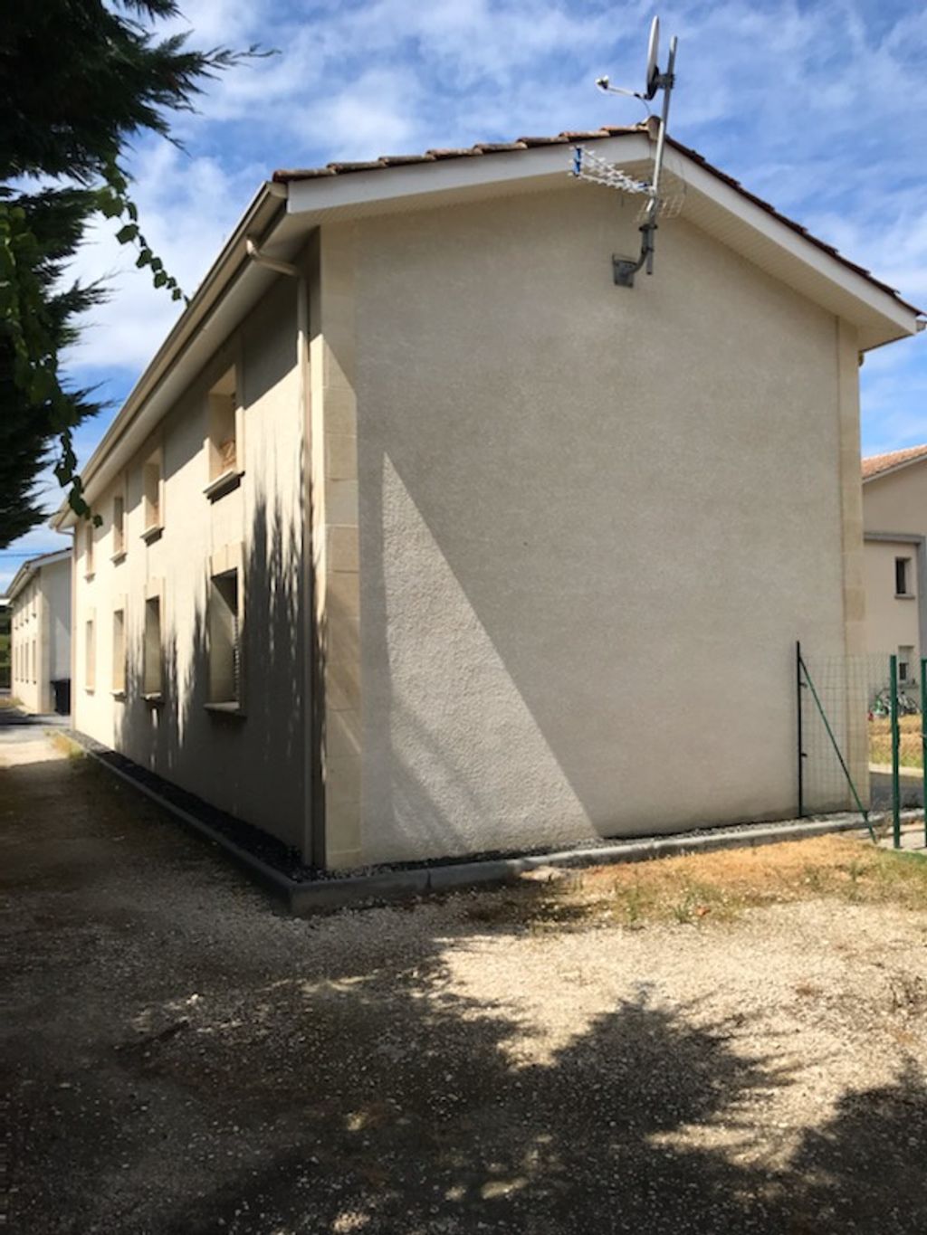 Achat maison à vendre 2 chambres 70 m² - Ambarès-et-Lagrave