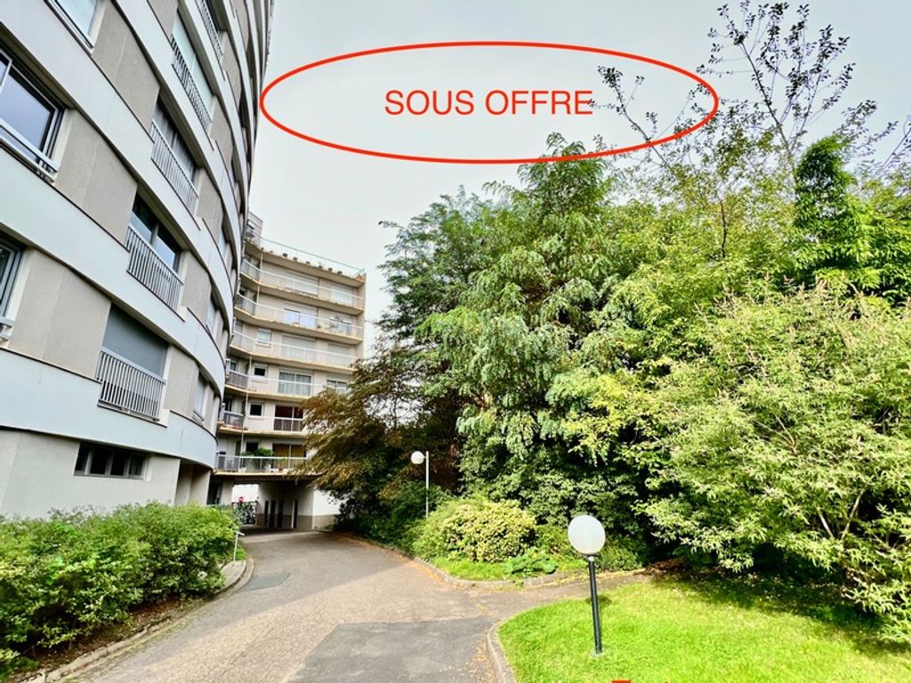 Achat appartement à vendre 6 pièces 106 m² - Orléans