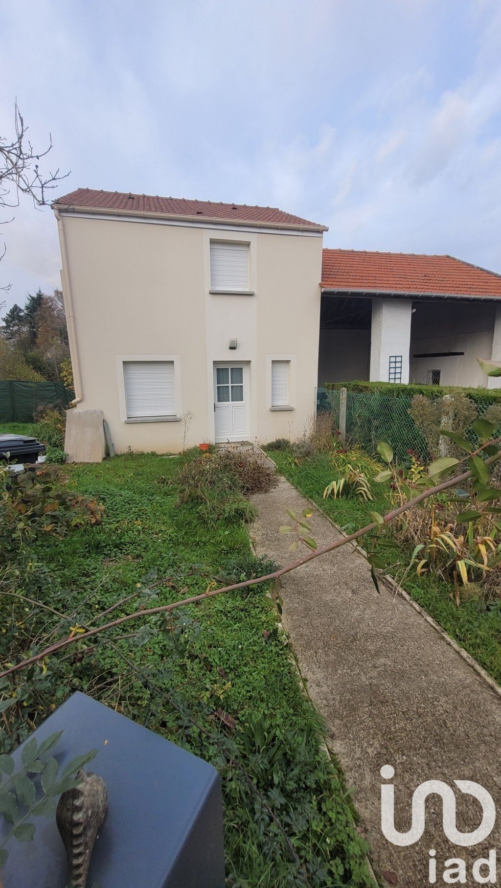 Achat maison à vendre 2 chambres 64 m² - Poincy