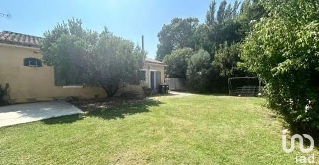 Achat maison à vendre 3 chambres 87 m² - Mouriès