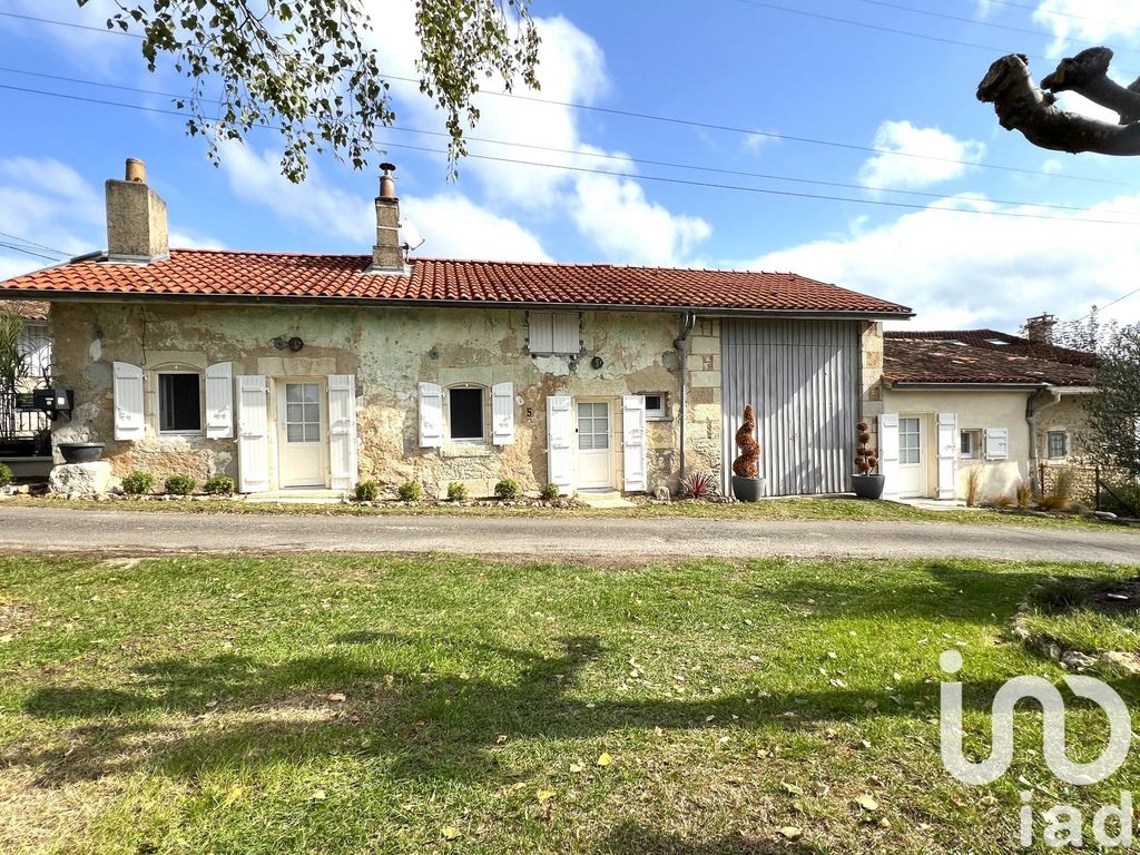 Achat maison à vendre 2 chambres 100 m² - Bazac