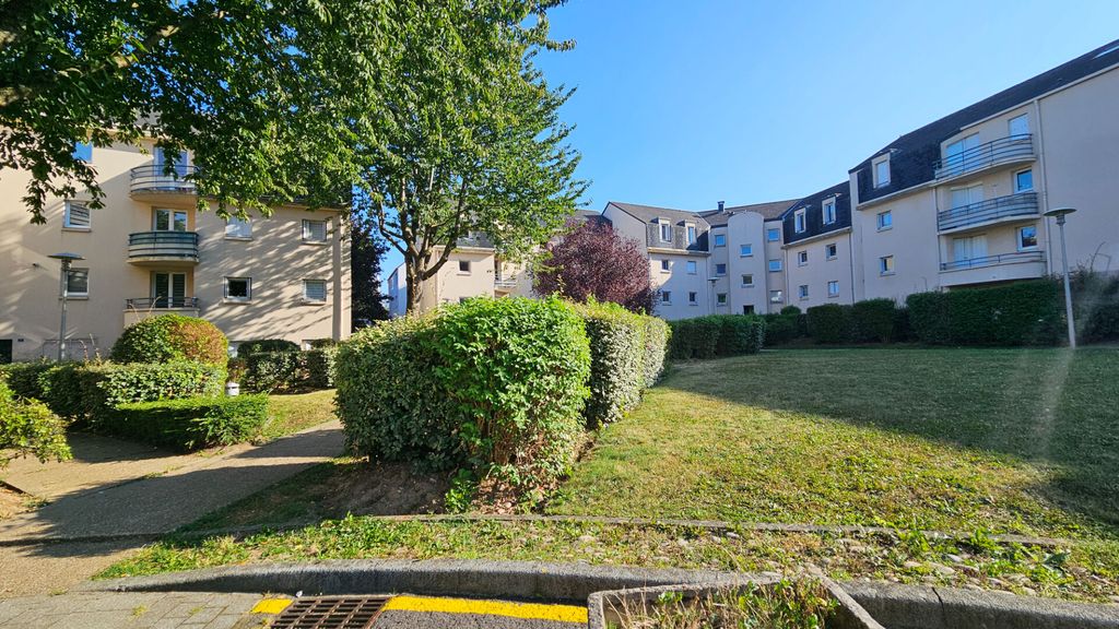 Achat appartement à vendre 3 pièces 61 m² - Jouy-le-Moutier