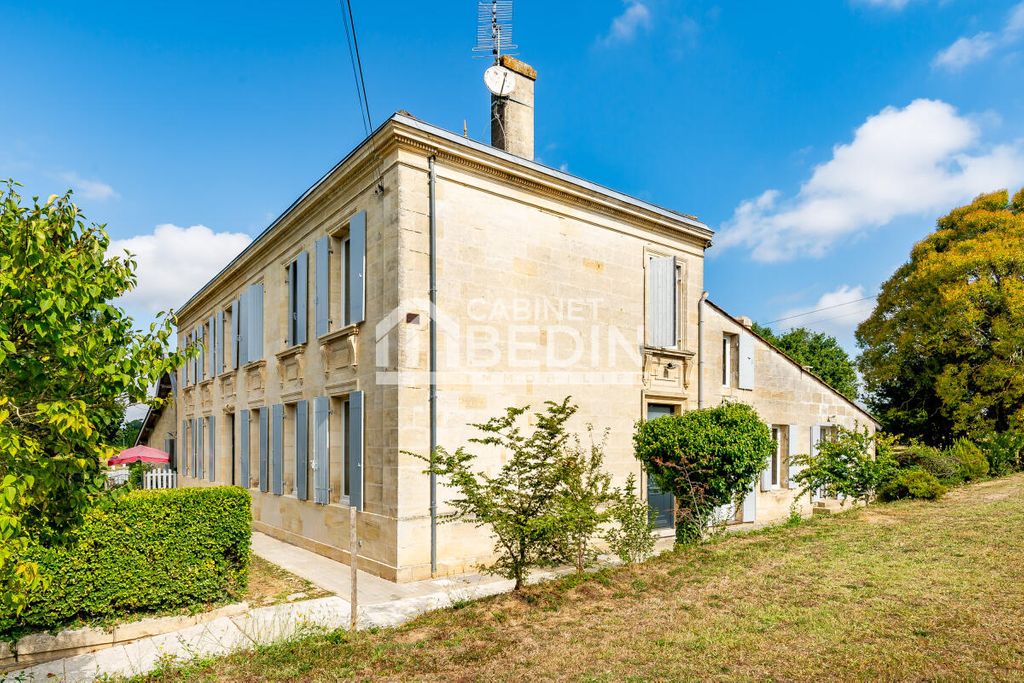 Achat maison à vendre 4 chambres 303 m² - Bourg