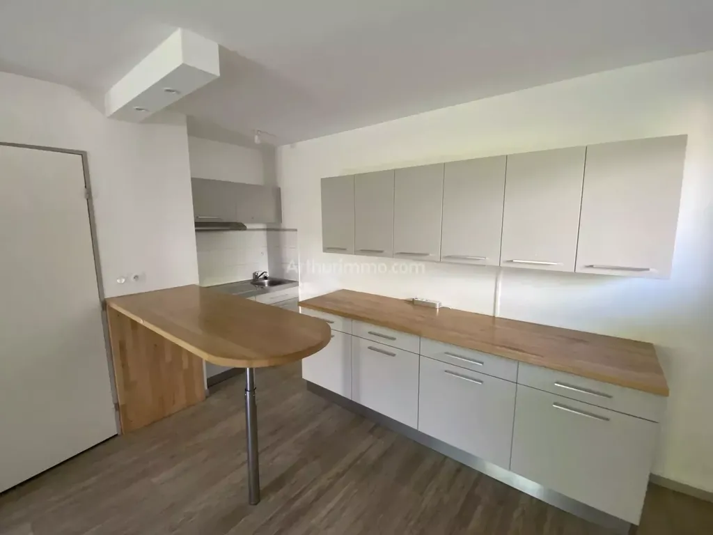 Achat appartement à vendre 2 pièces 46 m² - La Mézière