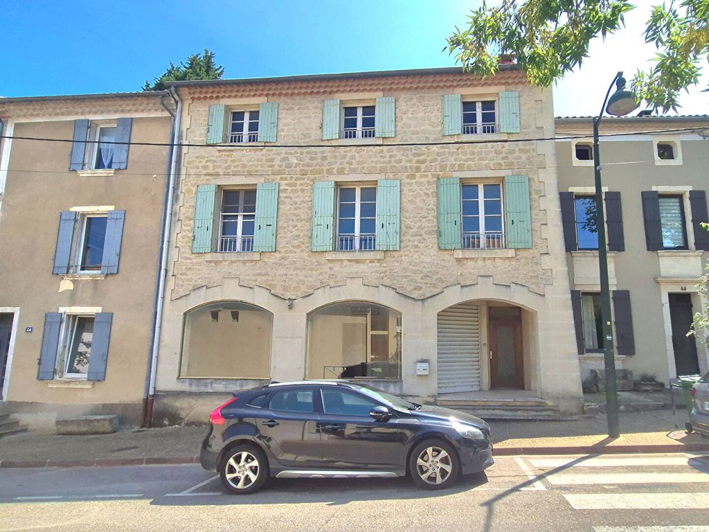 Achat maison à vendre 4 chambres 219 m² - Barbentane