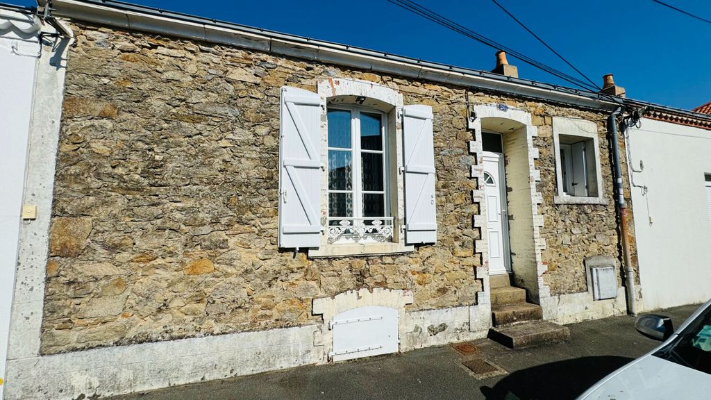 Achat maison à vendre 2 chambres 60 m² - La Roche-sur-Yon