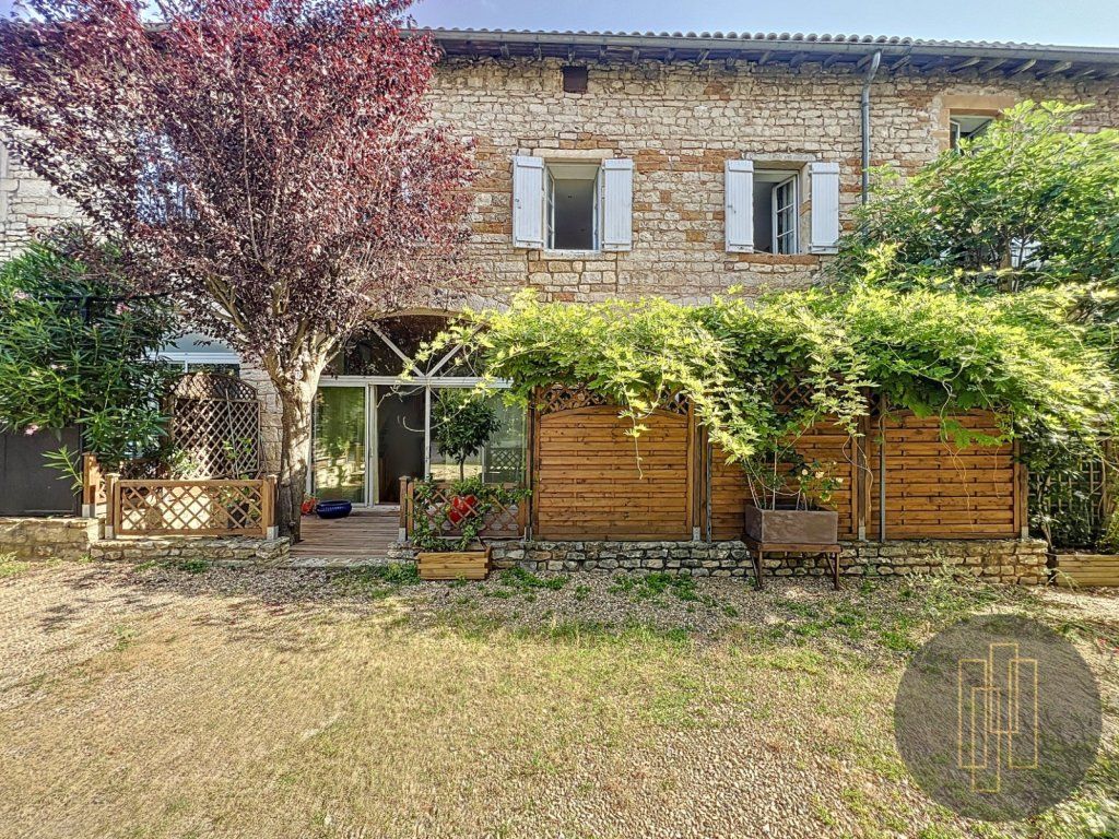 Achat maison à vendre 4 chambres 217 m² - Morancé