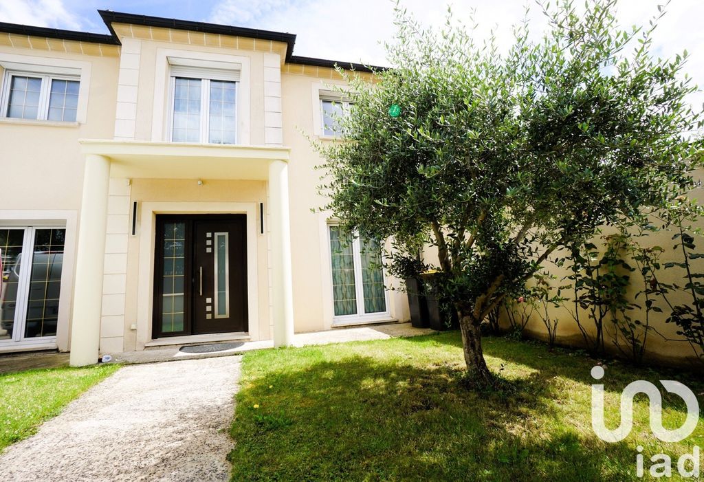 Achat maison à vendre 4 chambres 173 m² - Champigny-sur-Marne