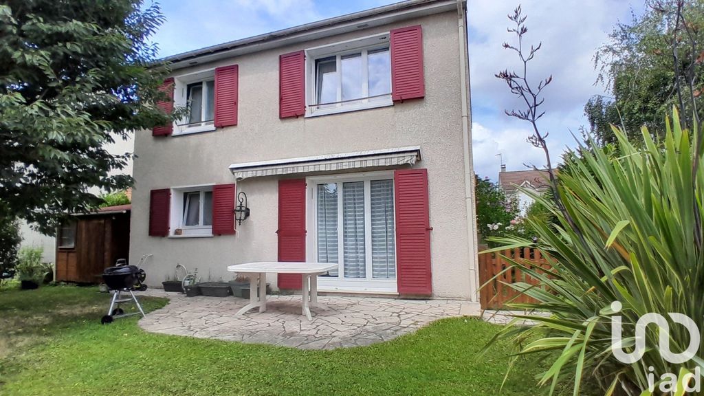 Achat maison à vendre 4 chambres 107 m² - Courcouronnes