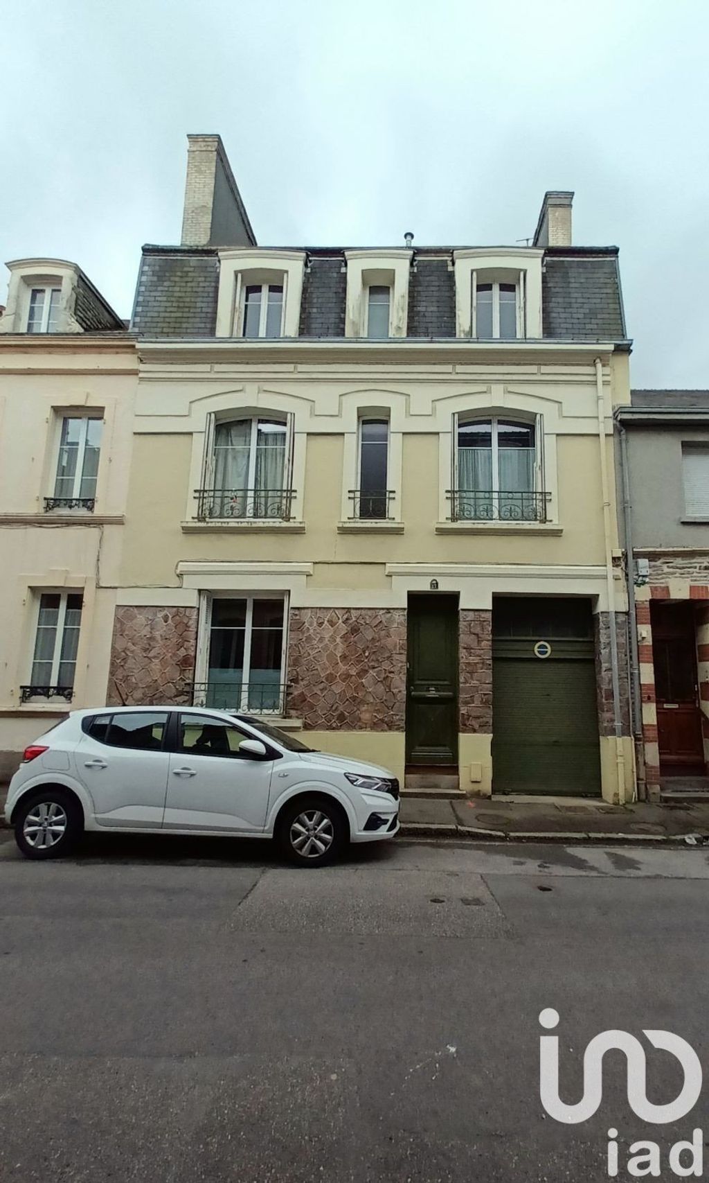 Achat maison à vendre 6 chambres 172 m² - Cherbourg-en-Cotentin