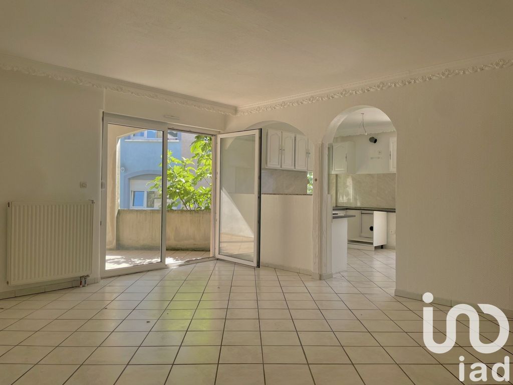 Achat appartement à vendre 4 pièces 92 m² - Théding