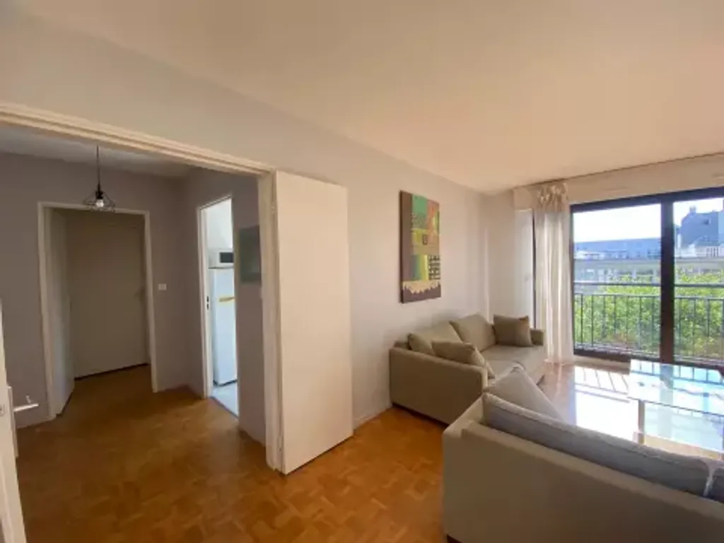 Achat appartement à vendre 2 pièces 56 m² - Puteaux