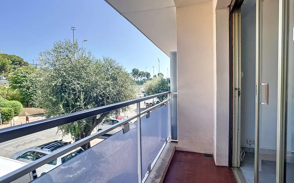 Achat appartement à vendre 2 pièces 48 m² - Le Cannet