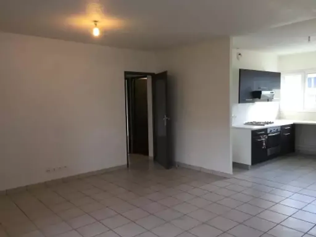 Achat appartement à vendre 4 pièces 63 m² - Épinal