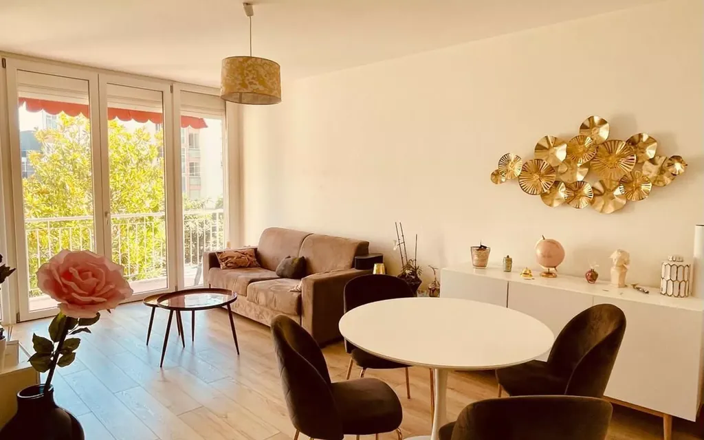 Achat appartement à vendre 2 pièces 54 m² - Cagnes-sur-Mer