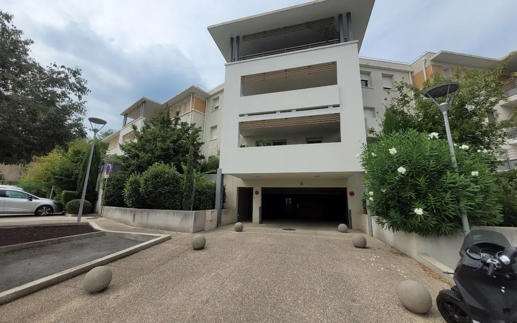 Achat appartement à vendre 3 pièces 62 m² - Villeneuve-lès-Avignon