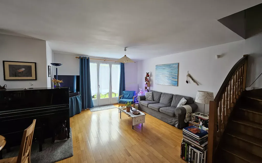 Achat maison à vendre 4 chambres 118 m² - Saint-Ouen-l'Aumône