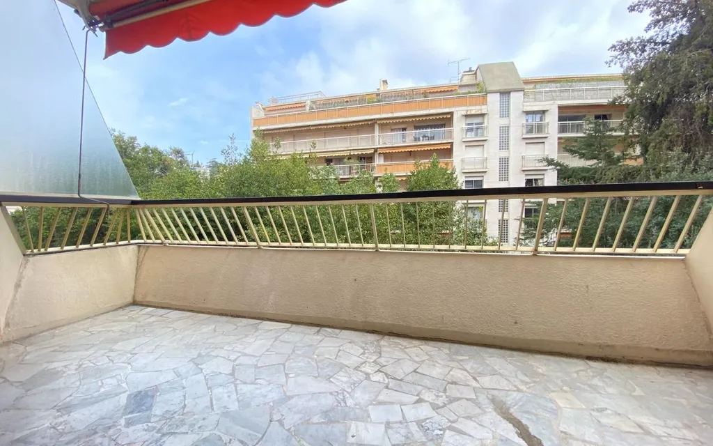 Achat appartement à vendre 2 pièces 24 m² - Cannes