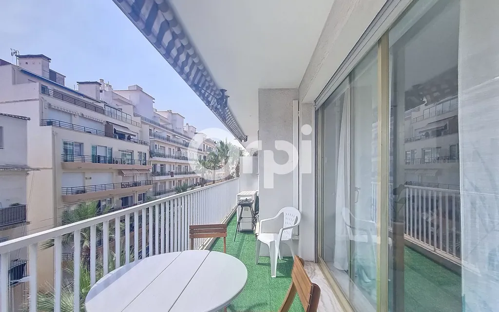 Achat appartement à vendre 3 pièces 80 m² - Antibes