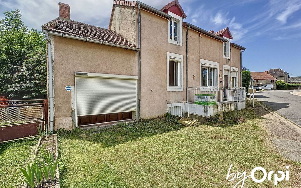 Achat maison à vendre 2 chambres 73 m² - Buxières-sous-Montaigut