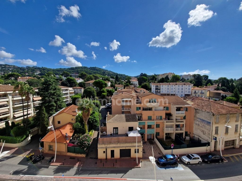 Achat appartement à vendre 3 pièces 58 m² - Cannes