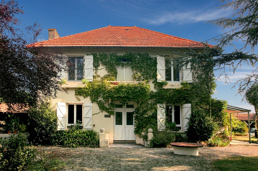 Achat maison à vendre 5 chambres 225 m² - Aire-sur-l'Adour