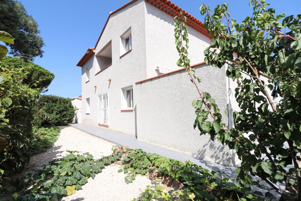 Achat maison à vendre 5 chambres 152 m² - Argelès-sur-Mer