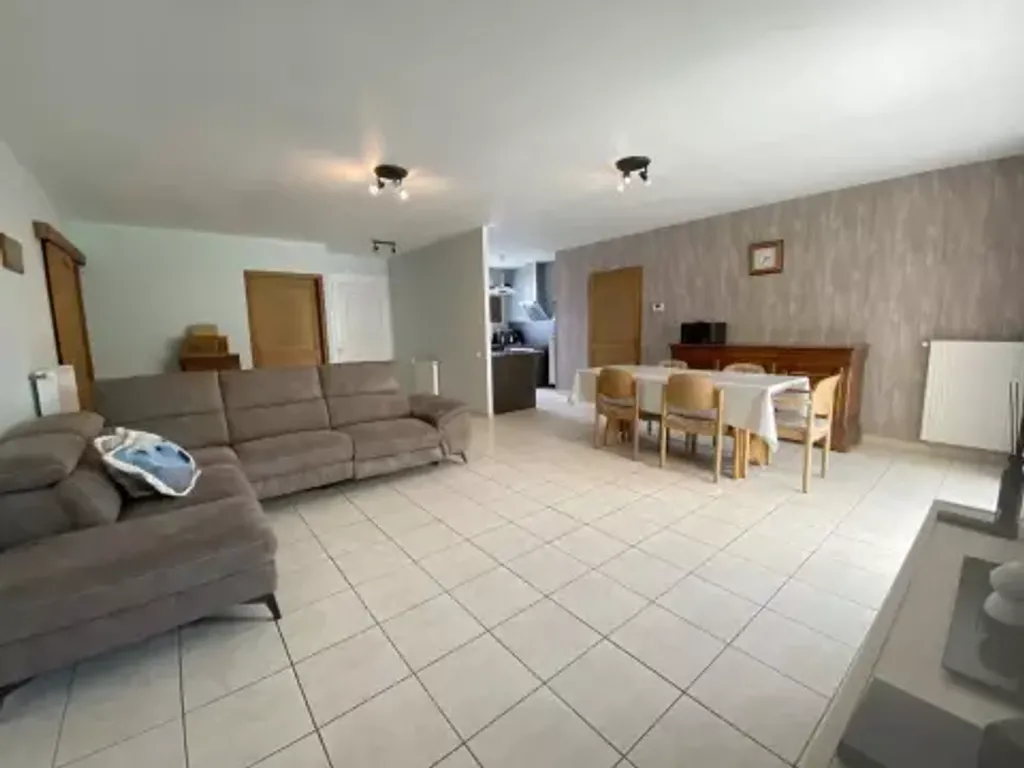 Achat maison à vendre 5 chambres 197 m² - Hettange-Grande