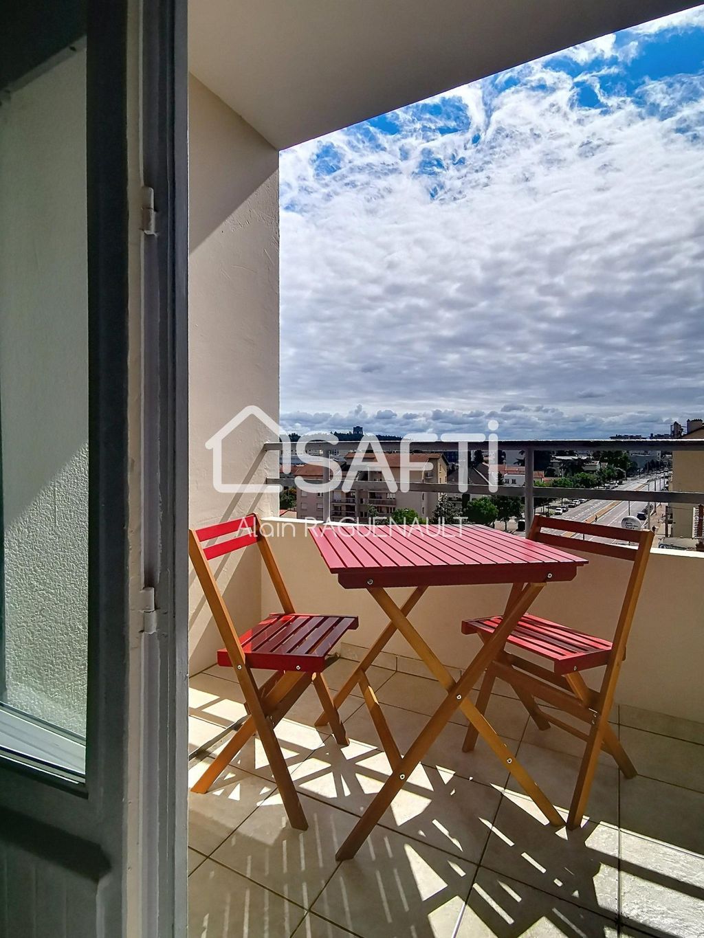 Achat appartement à vendre 4 pièces 68 m² - Lyon 8ème arrondissement