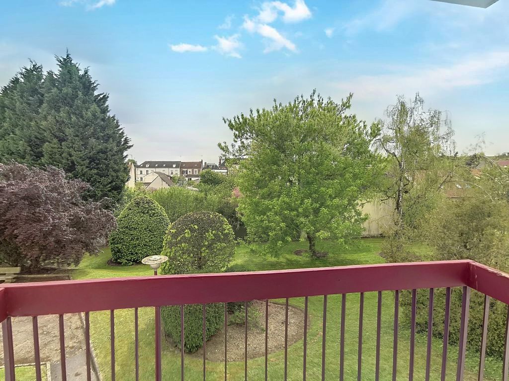 Achat appartement à vendre 4 pièces 75 m² - Margny-lès-Compiègne