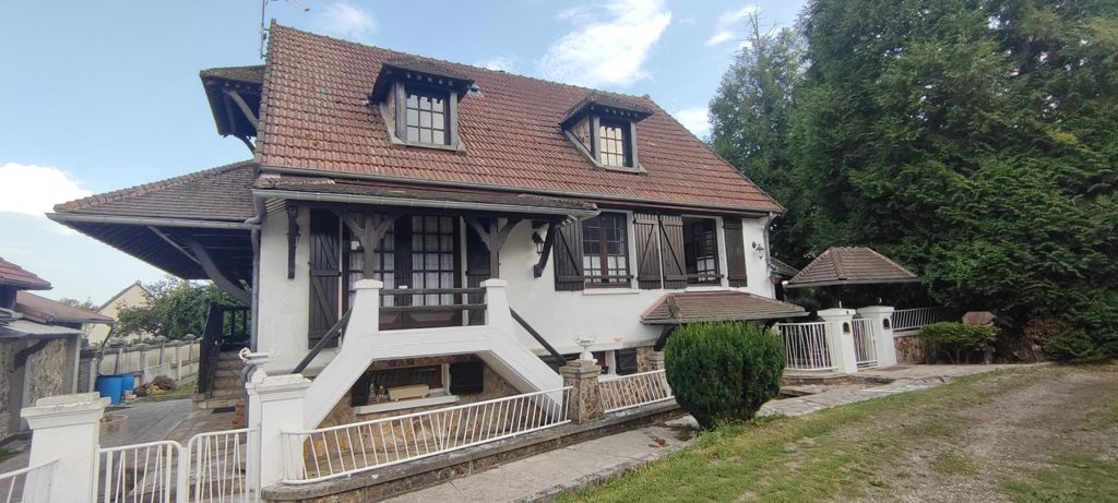 Achat maison à vendre 5 chambres 173 m² - Noyon