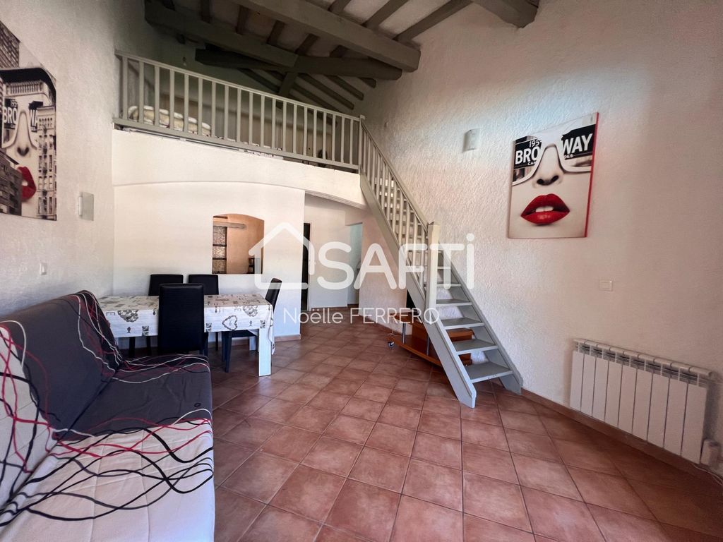 Achat appartement à vendre 2 pièces 47 m² - Roquebrune-sur-Argens