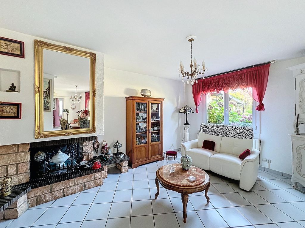 Achat maison à vendre 5 chambres 166 m² - Laxou