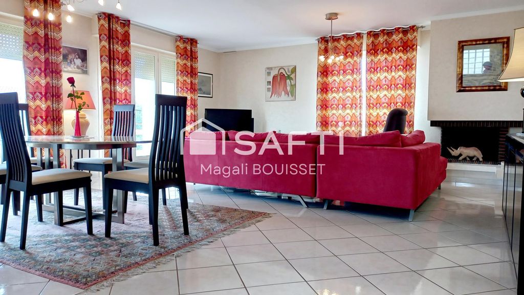 Achat maison à vendre 4 chambres 205 m² - Saint-Gaudens