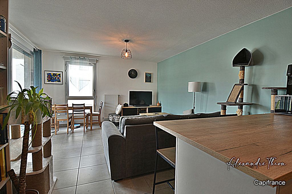 Achat appartement 4 pièce(s) Vénissieux