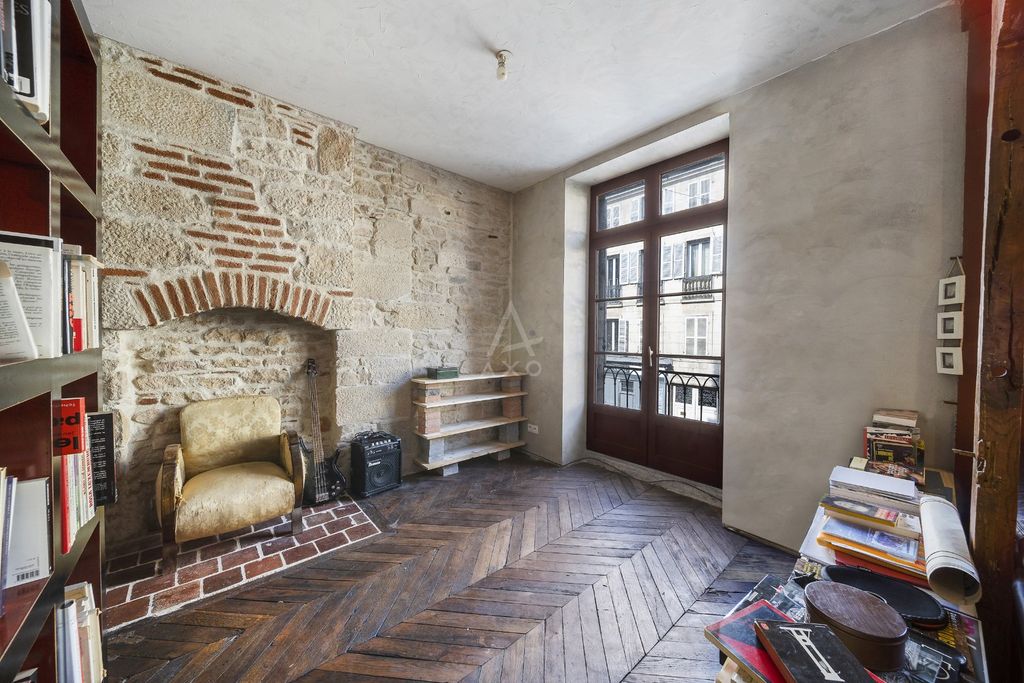 Achat loft à vendre 5 pièces 111 m² - Dijon