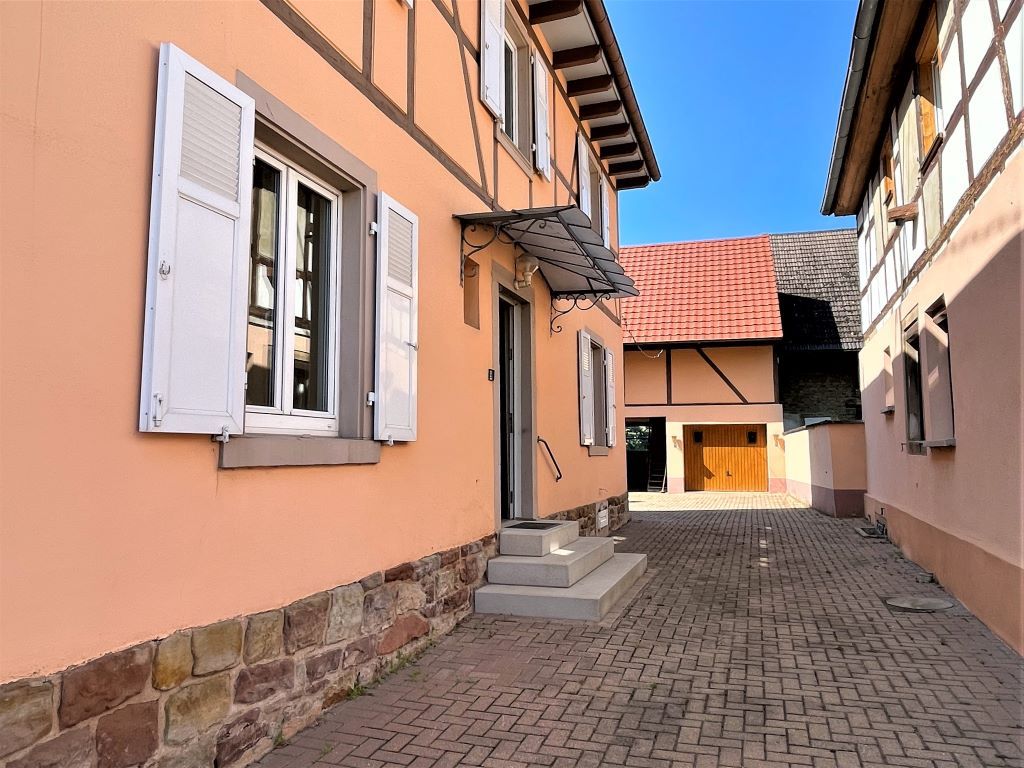 Achat maison à vendre 2 chambres 130 m² - Gerstheim