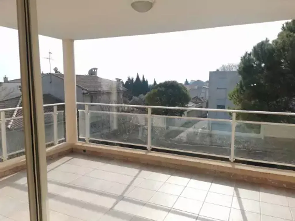 Achat appartement à vendre 4 pièces 100 m² - Béziers