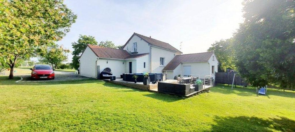 Achat maison à vendre 4 chambres 155 m² - Châtellerault