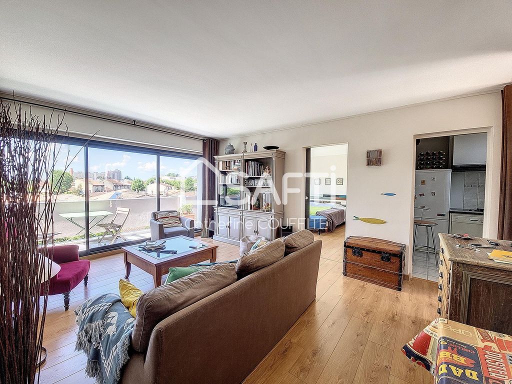 Achat appartement à vendre 2 pièces 53 m² - Bordeaux