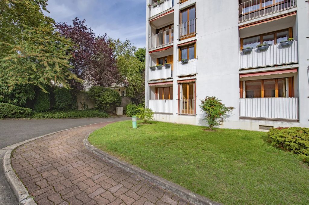 Achat appartement à vendre 4 pièces 67 m² - Viroflay