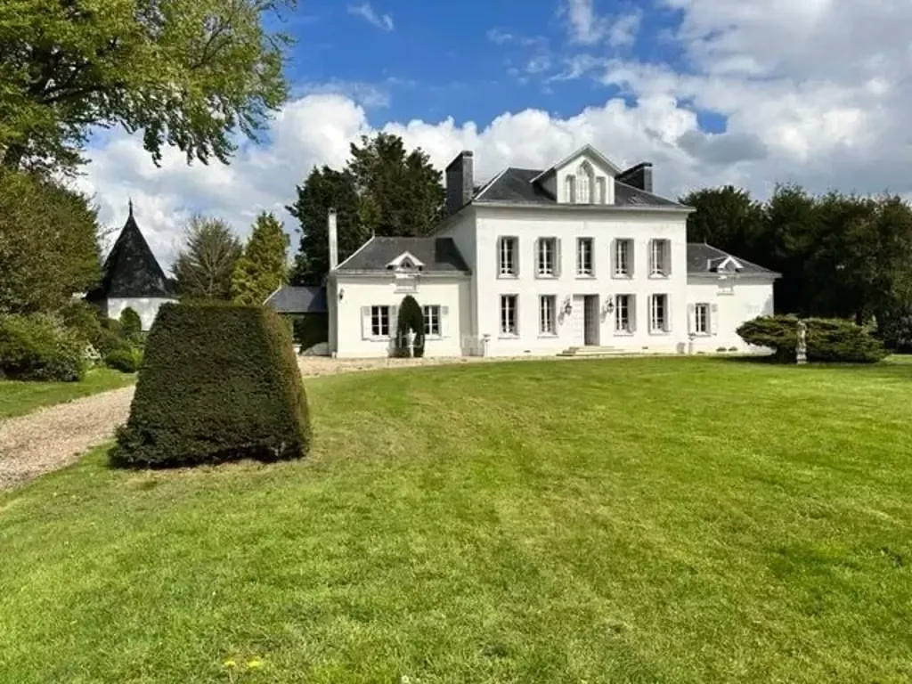 Achat maison à vendre 5 chambres 270 m² - Saint-Romain-de-Colbosc