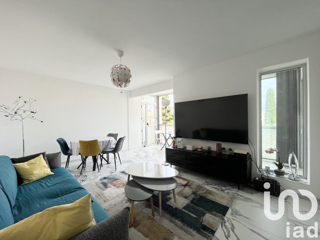 Achat appartement à vendre 3 pièces 61 m² - Carqueiranne