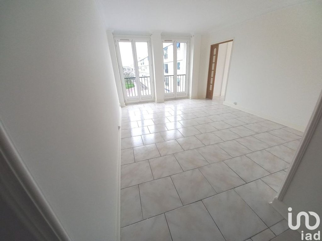 Achat appartement à vendre 3 pièces 69 m² - Choisy-le-Roi