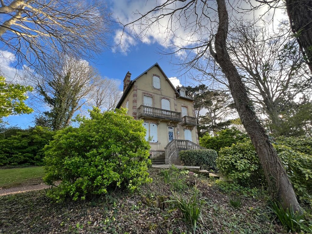 Achat maison à vendre 6 chambres 330 m² - Arromanches-les-Bains