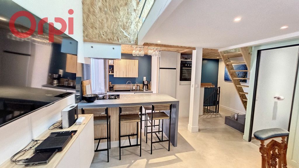Achat maison à vendre 2 chambres 60 m² - La Seyne-sur-Mer