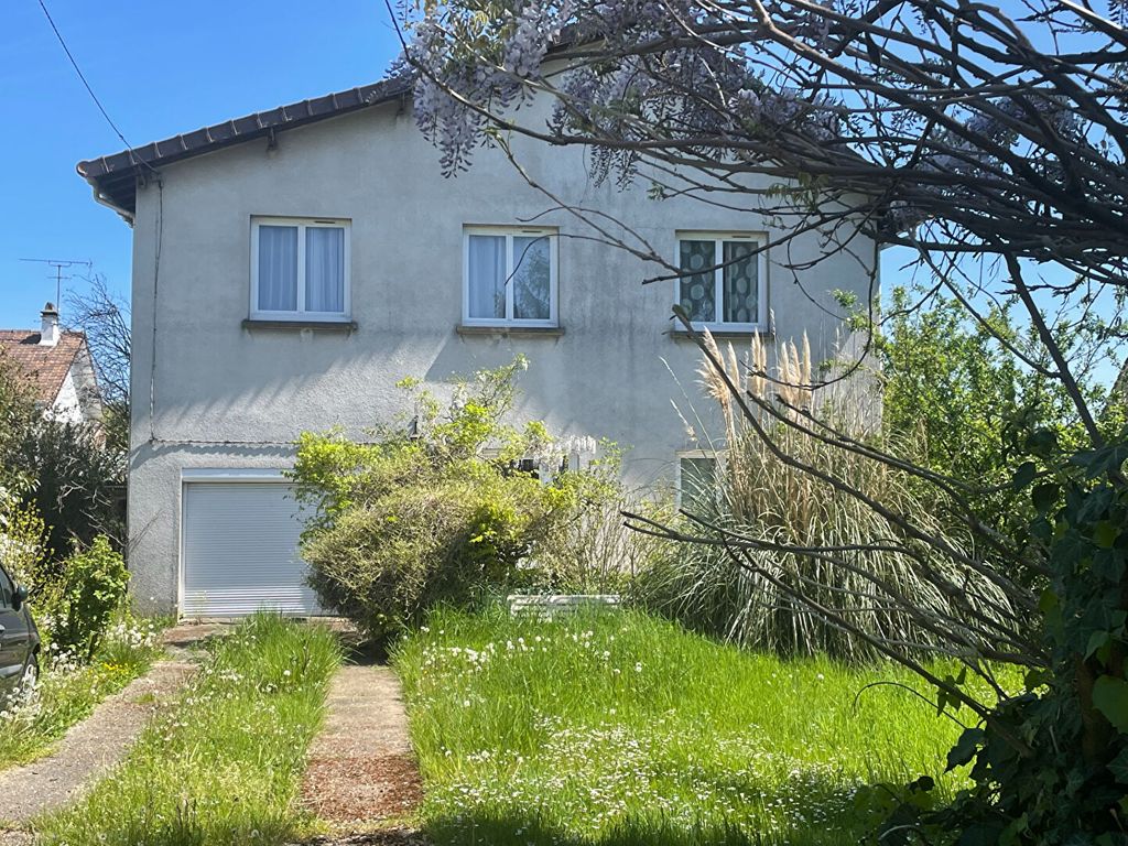 Achat maison à vendre 5 chambres 101 m² - Sainte-Geneviève-des-Bois