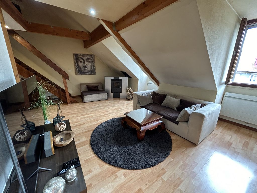 Achat appartement à vendre 3 pièces 70 m² - Pontarlier