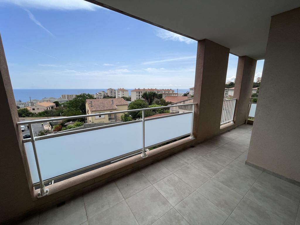 Achat appartement à vendre 3 pièces 64 m² - San-Martino-di-Lota